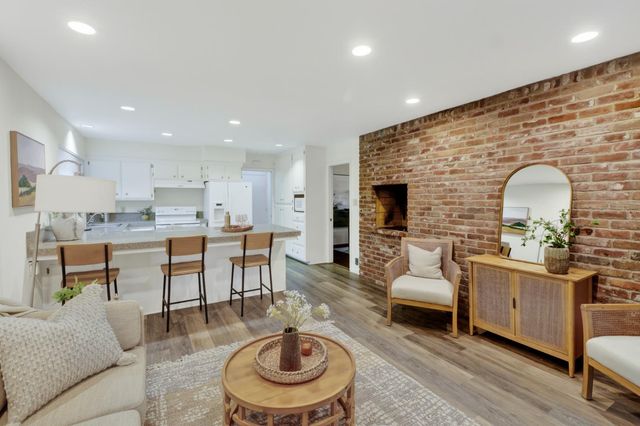 1076 Sand Bar Cir, Carmichael, CA 95608