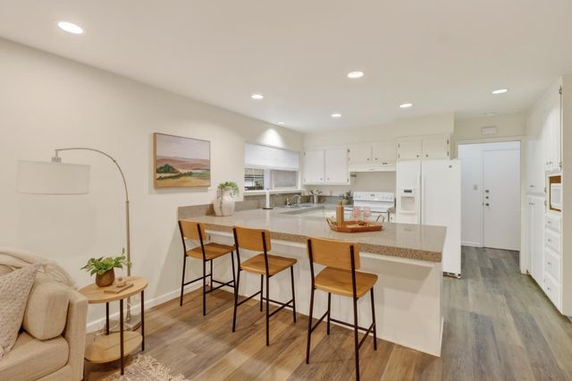 1076 Sand Bar Cir, Carmichael, CA 95608