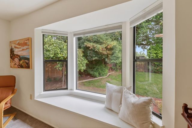 1076 Sand Bar Cir, Carmichael, CA 95608