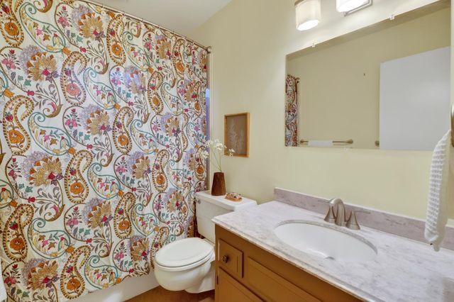 1076 Sand Bar Cir, Carmichael, CA 95608