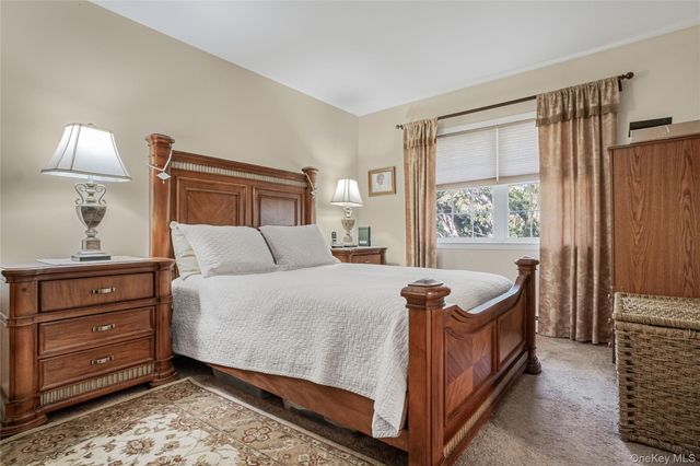 2551 Jerusalem Avenue 2S, North Bellmore, NY 11710