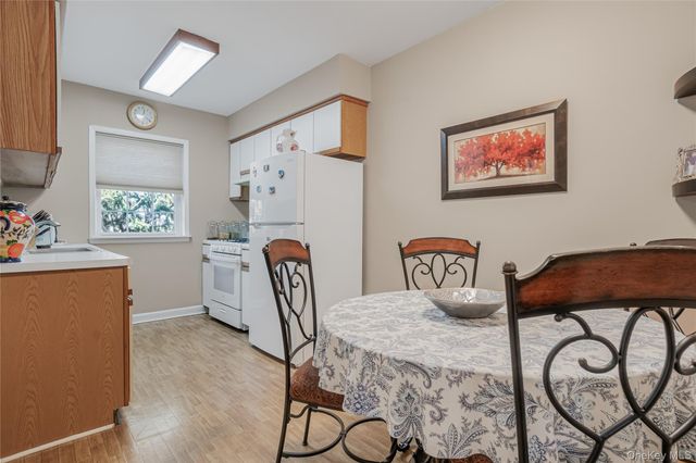 2551 Jerusalem Avenue 2S, North Bellmore, NY 11710