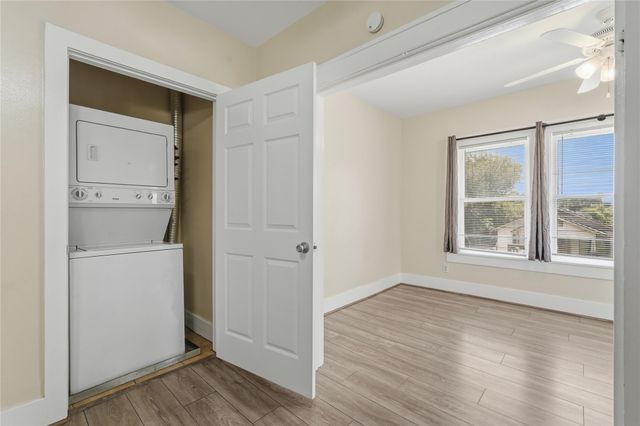 4201 Woodleigh Street 3, Houston, TX 77023