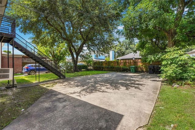 4201 Woodleigh Street 3, Houston, TX 77023