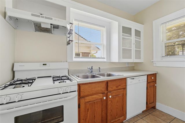 4201 Woodleigh Street 3, Houston, TX 77023
