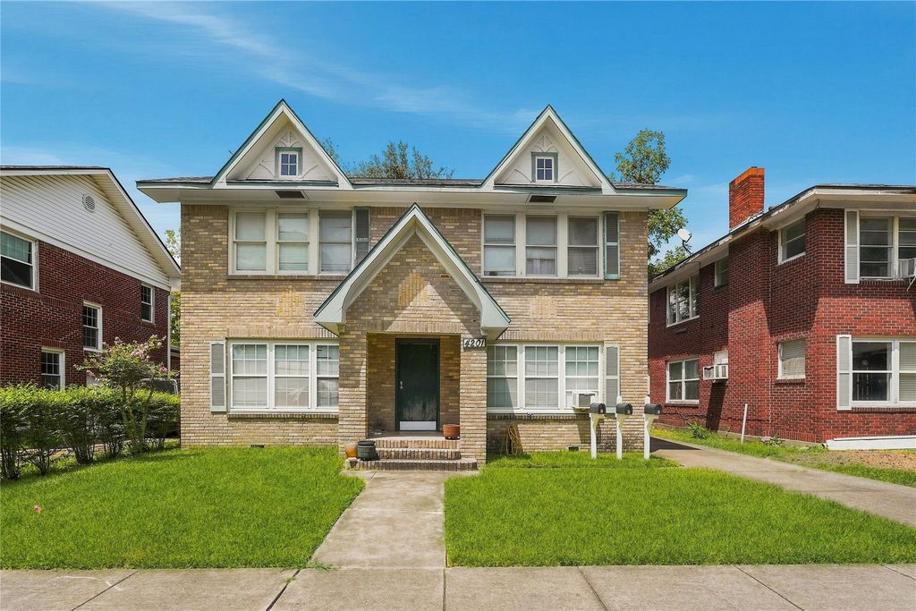4201 Woodleigh Street 3, Houston, TX 77023