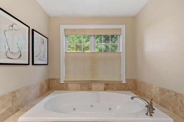 50 Mount Vernon Street 36, North Reading, MA 01864