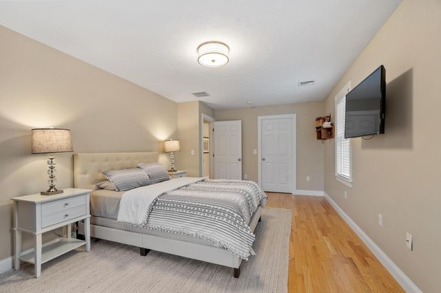 50 Mount Vernon Street 36, North Reading, MA 01864