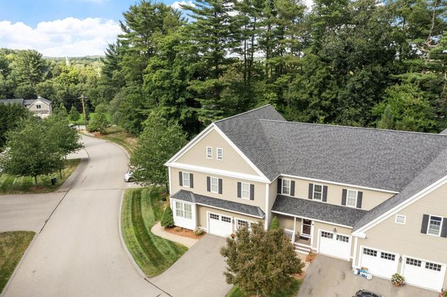50 Mount Vernon Street 36, North Reading, MA 01864