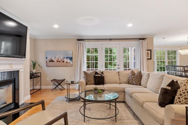50 Mount Vernon Street 36, North Reading, MA 01864