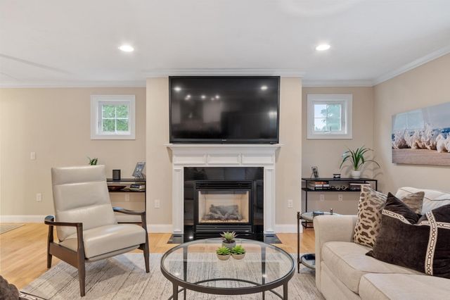 50 Mount Vernon Street 36, North Reading, MA 01864