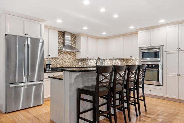 50 Mount Vernon Street 36, North Reading, MA 01864