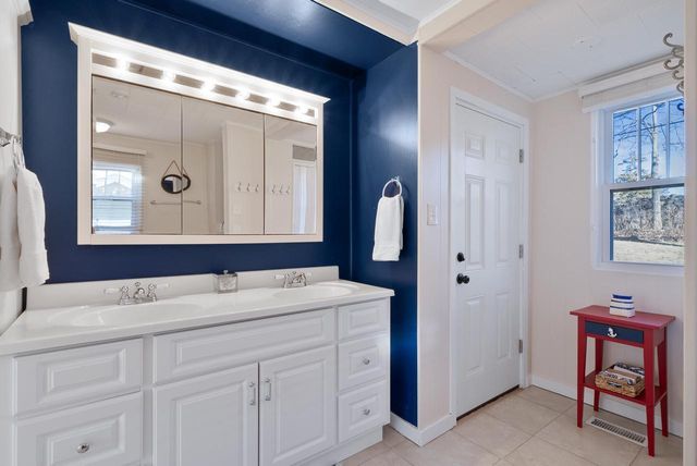N1814 Highland ROAD, Lake Geneva, WI 53147