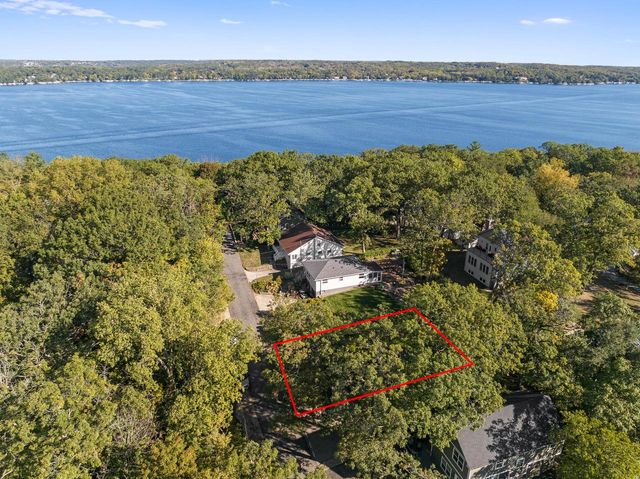 N1814 Highland ROAD, Lake Geneva, WI 53147