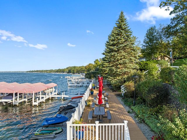 N1814 Highland ROAD, Lake Geneva, WI 53147