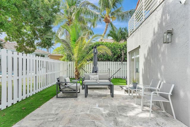 6260 NW 58th Way, Parkland, FL 33067