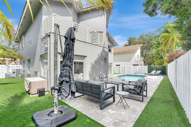 6260 NW 58th Way, Parkland, FL 33067