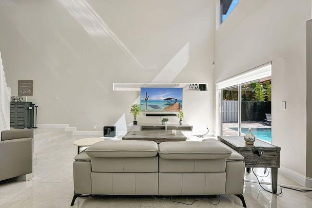 6260 NW 58th Way, Parkland, FL 33067