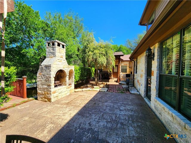 1306 Harvest Drive, Nolanville, TX 76559