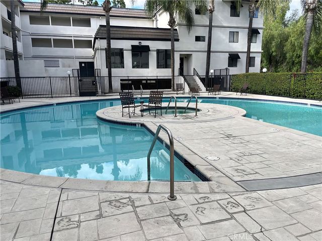 17735 Kinzie 116, Northridge, CA 91325