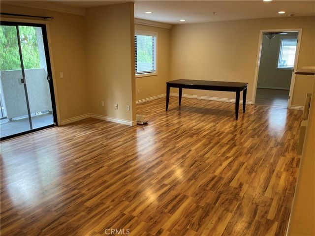 17735 Kinzie 116, Northridge, CA 91325