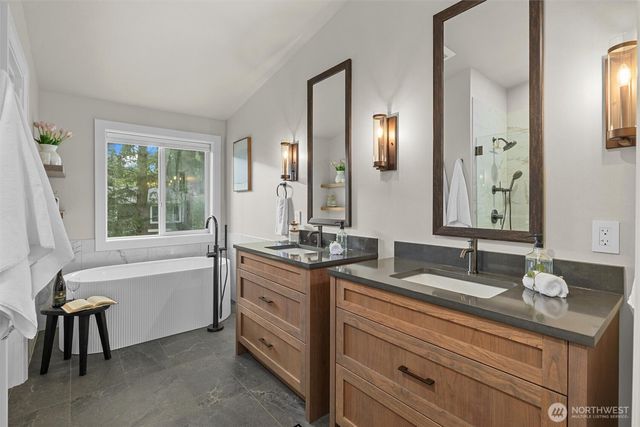 38170 SE Cedar Street, Snoqualmie, WA 98065