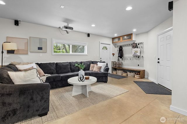 38170 SE Cedar Street, Snoqualmie, WA 98065