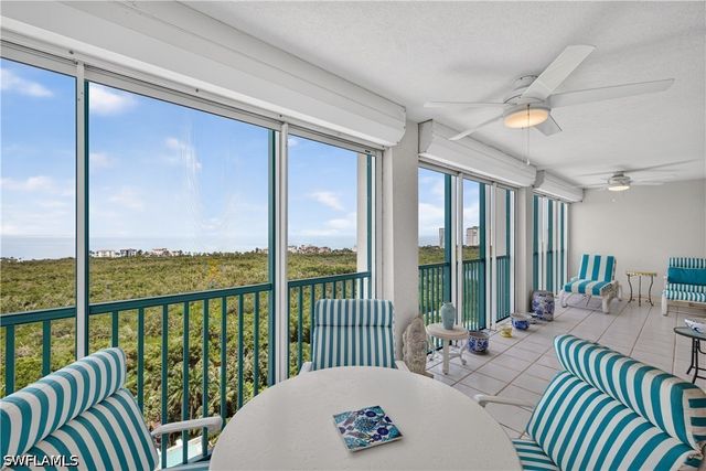 7515 Pelican Bay BLVD 17B, Naples, FL 34108