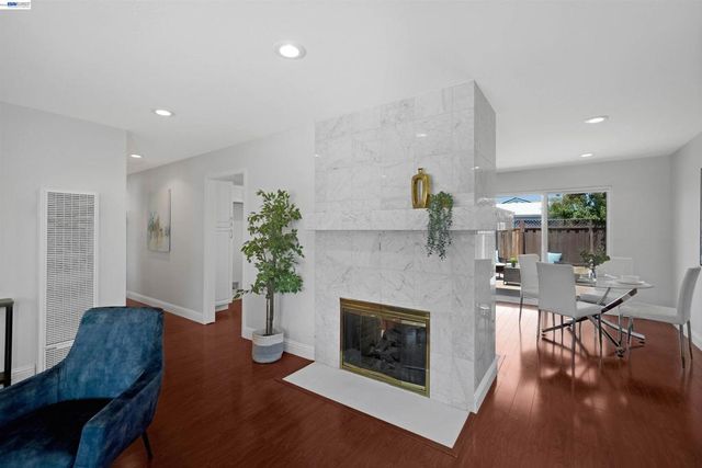 4635 Capitan Dr, Fremont, CA 94536