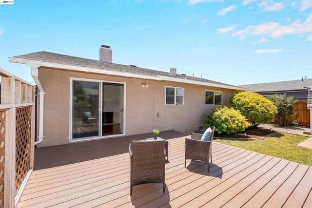 4635 Capitan Dr, Fremont, CA 94536