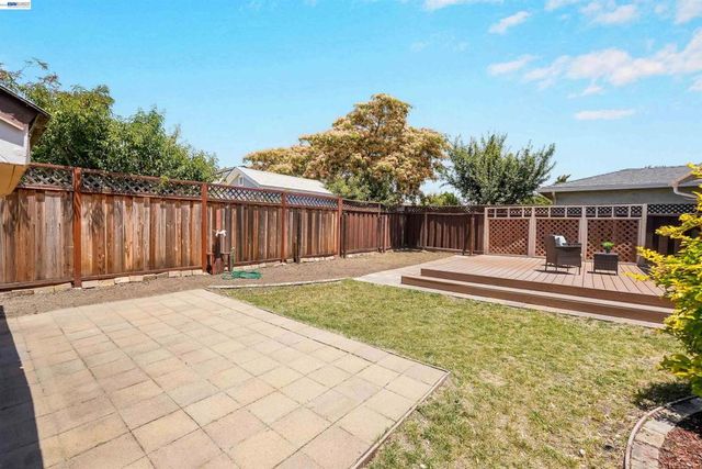 4635 Capitan Dr, Fremont, CA 94536
