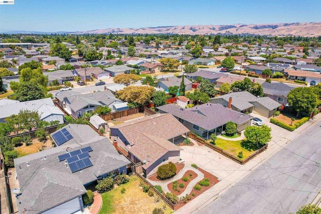 4635 Capitan Dr, Fremont, CA 94536
