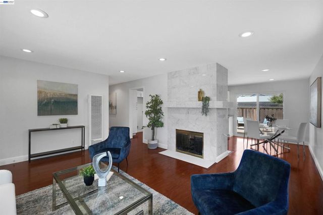 4635 Capitan Dr, Fremont, CA 94536