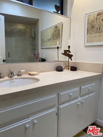 31533 Victoria Point Road, Malibu, CA 90265