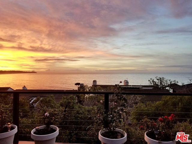 31533 Victoria Point Road, Malibu, CA 90265