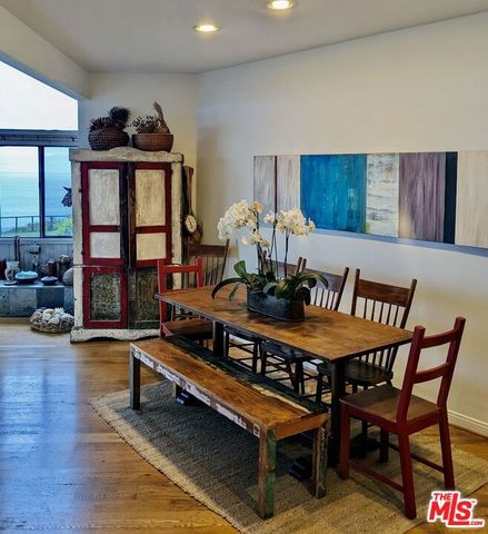 31533 Victoria Point Road, Malibu, CA 90265
