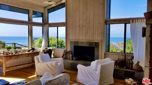 31533 Victoria Point Road, Malibu, CA 90265