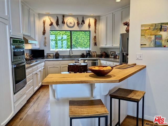 31533 Victoria Point Road, Malibu, CA 90265