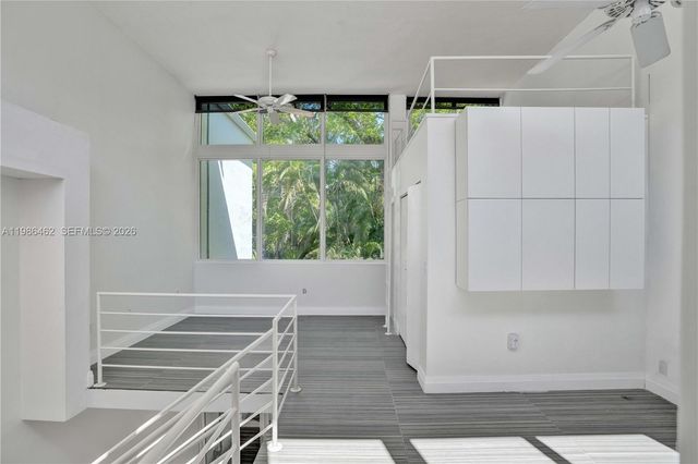 3126 Center St 8, Coconut Grove, FL 33133