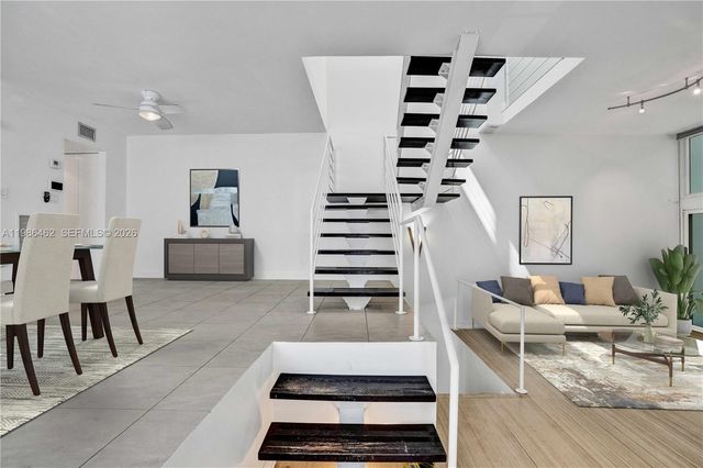 3126 Center St 8, Coconut Grove, FL 33133