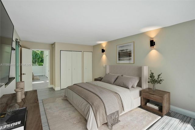 3126 Center St 8, Coconut Grove, FL 33133