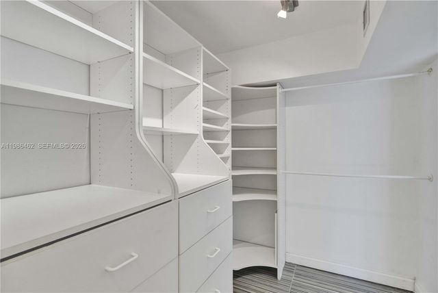 3126 Center St 8, Coconut Grove, FL 33133