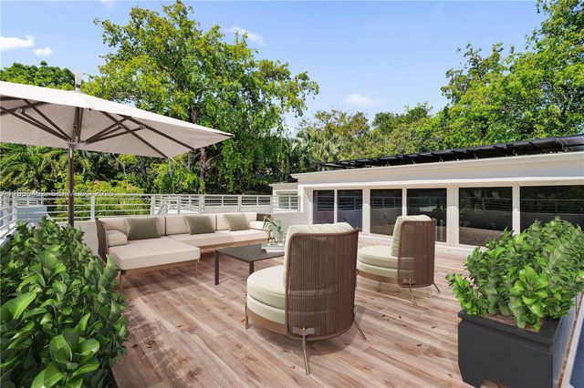 3126 Center St 8, Coconut Grove, FL 33133