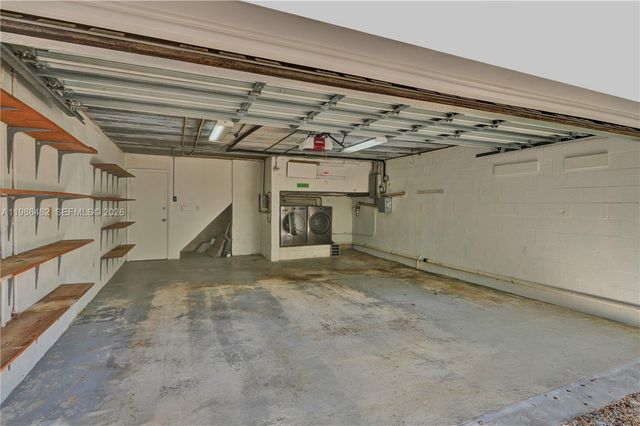 3126 Center St 8, Coconut Grove, FL 33133