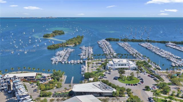 3126 Center St 8, Coconut Grove, FL 33133