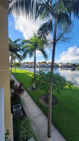 10012 NW 7th St 209, Miami, FL 33172