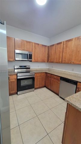 10012 NW 7th St 209, Miami, FL 33172