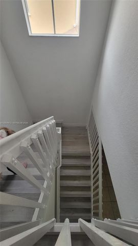 10012 NW 7th St 209, Miami, FL 33172