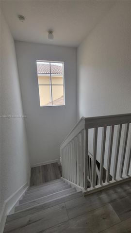 10012 NW 7th St 209, Miami, FL 33172