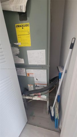 10012 NW 7th St 209, Miami, FL 33172